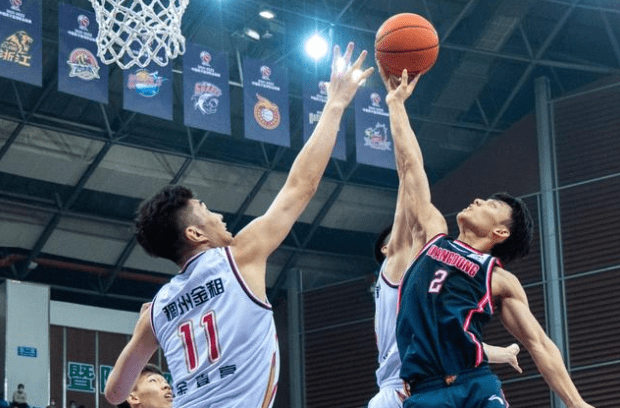 风云突变广厦男篮集结日官宣签约；CBA季后赛版图或变；态度坚定；临场指挥获称赞的简单介绍爱游体育官网